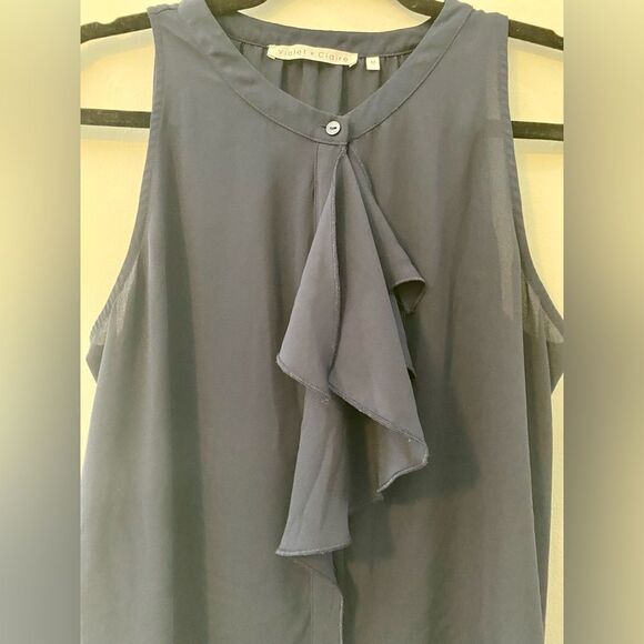 Violet + Claire, Royal Blue, Sleeveless Button Down Blouse, Size M - Picture 3 of 9
